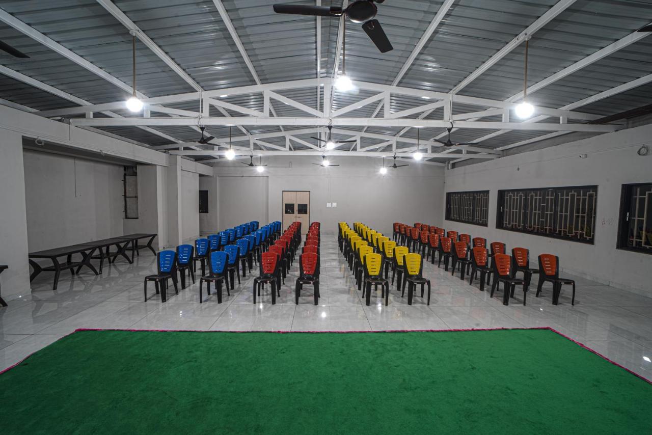 Hotel Saheb Kolhapur Eksteriør billede