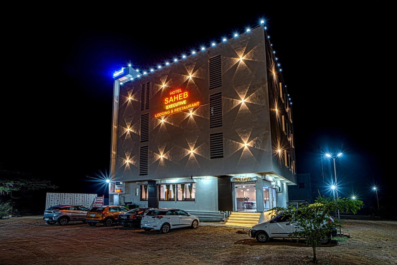 Hotel Saheb Kolhapur Eksteriør billede