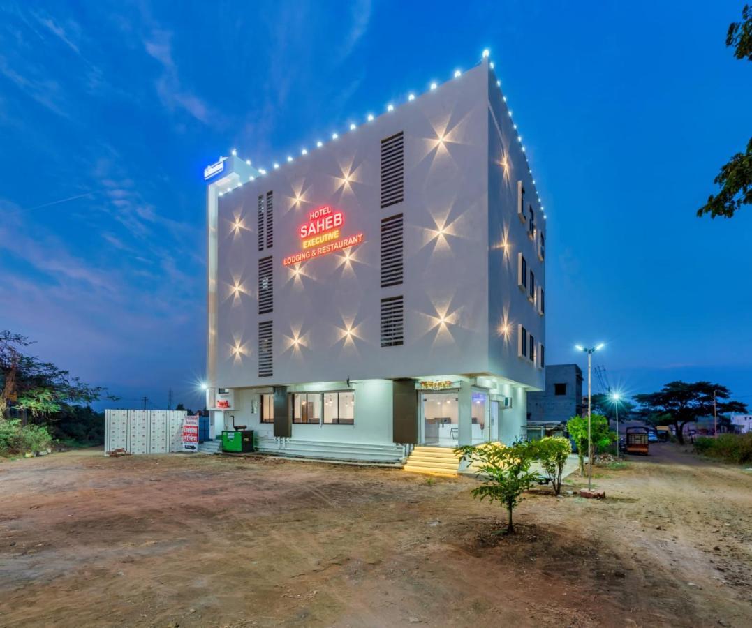 Hotel Saheb Kolhapur Eksteriør billede