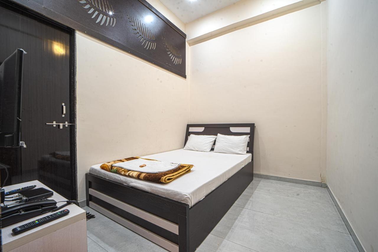 Hotel Saheb Kolhapur Eksteriør billede